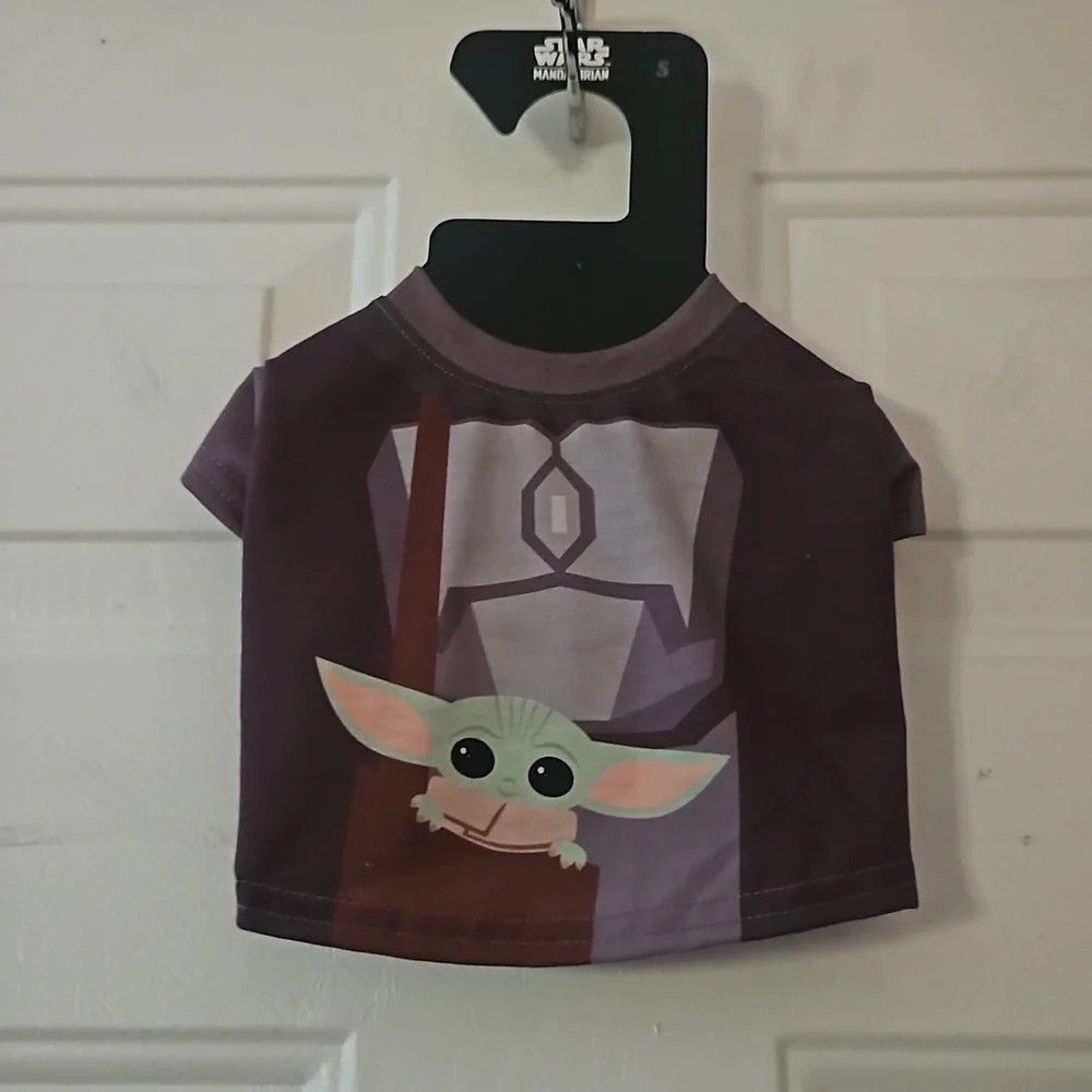 STAR WARS THE MANDALORIAN DOG TEE: NEW WITH TAGS: SIZE S